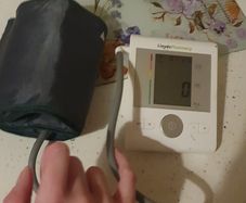 Blood pressure monitor