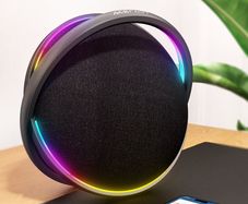 Booming Bass Pro bluetooth speaker