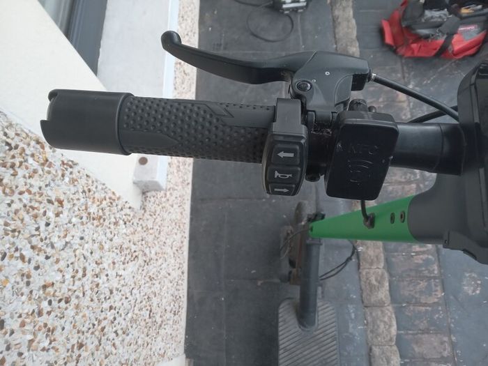 Loco electric scooter