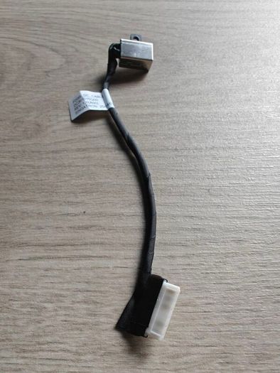 Dell Inspiron 3405 3501 3505 3615 5593 DC Jack DC301016G00 04VP7C