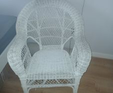 Wicker armchair white