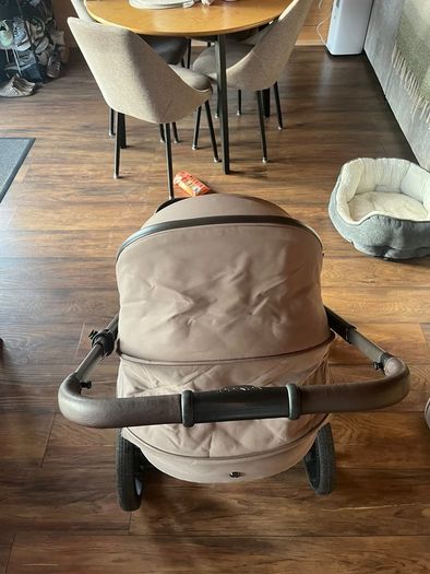 Venicci upline 2 pram for sale