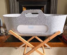 SnuzBaskit Moses basket and stand