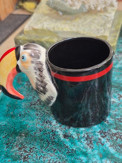 Toucan handled mug 1986