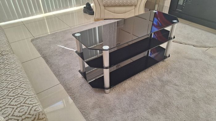 Tv table
