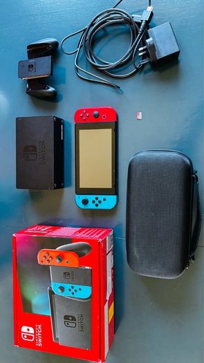 Nintendo Switch Console (Neon Red/Blue) Boxed + 2 Games + Case & Memory Card