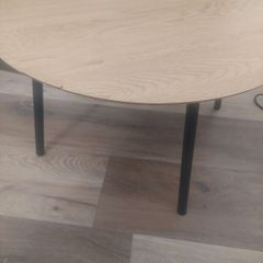 Round coffee table