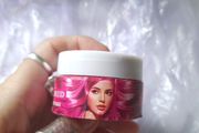 dark pink coloured hair wax
