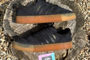 Chic Adidas Samba Black Suede Gum