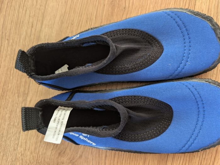 wetsuit booties