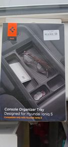 Hyundai Ioniq 5 Spigen Tray