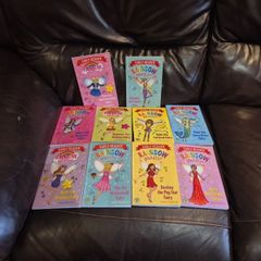 Rainbow Magic Early Reader Collection 10 Books