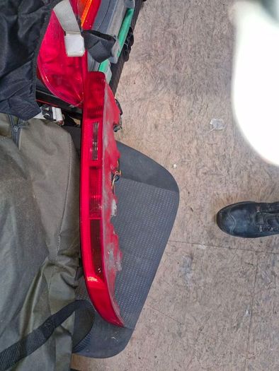 audi q7 rear light and back row seats