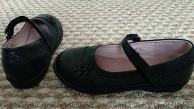 Girls Shoes
