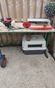 petrol hedge clippers
