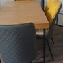 Table and chairs Image 2