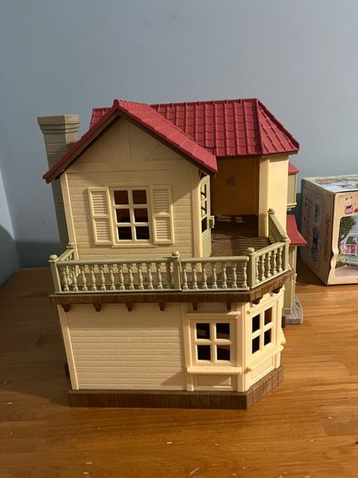 sylvanian Families Red Roof Country Home