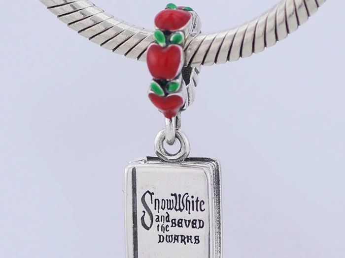Pandora Snow White fairytale book dangle charm Brand New