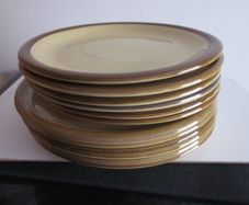 Vintage  1970s Granville design TG Green retro stoneware glazed plates. The plates are as follows- six 10.5" plates (4 in very good condition; 2 have very minor scrapes)--six 9.5" plates ( 3 in very good condition ; 1 chip on base; 2 marks on front and ch