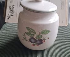 Vintage St Michaels Ashberry Jar