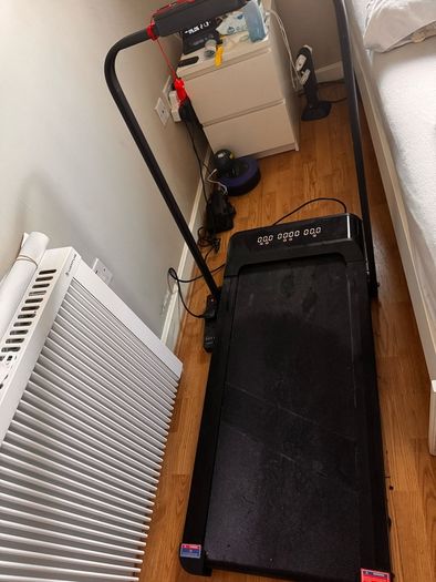 treadmill/ walking pad