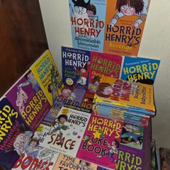 30 Horrid Henry Books