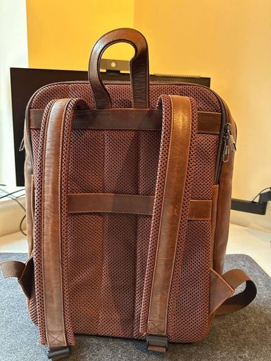 Leather Laptop Backpack 15.6 Inch (High-quality leather)