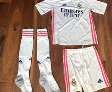 Real Madrid 2020/21 jersey home kit