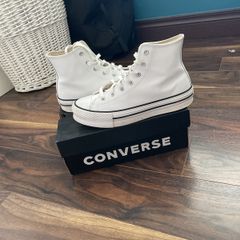 White converse