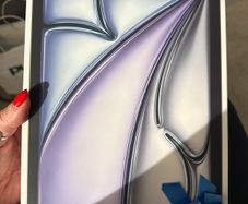 Brand New in box sealed IPad Air 11" for Sale