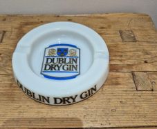 Dublin dry gin ceramic ashtray