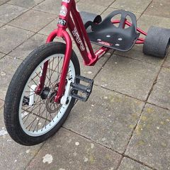 Triad drift trike