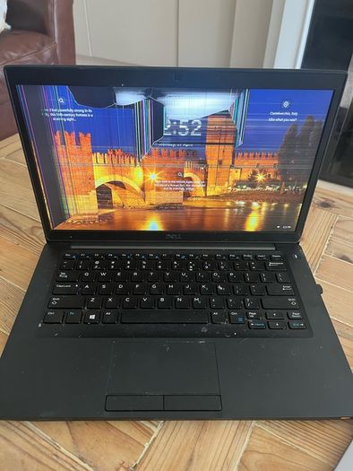 Dell Latitude 7490 i5. 16GB RAM / 500GB SSD Fully Working (Screen Damaged)