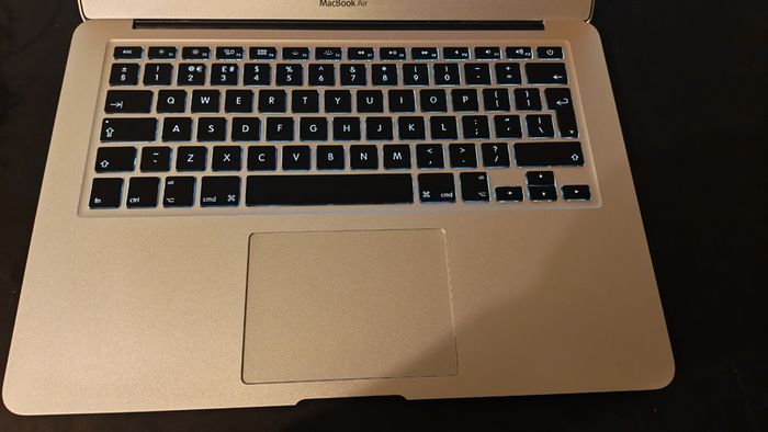 MacBook Air 13" 2017 A1466 | 8GB RAM | 128GB SSD | NEW Battery | Original Charger