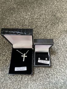Sterling Silver Hallmarked Necklace & Stud Earrings Set - 925 Silver