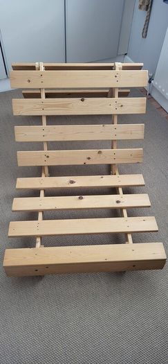 Futon single bed/seat