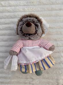 Gund Beatrix Potter Mrs Tiggy Winkle Hedgehog Plush Soft Toy approx. 10 Peter Rabbit Used Please see photos