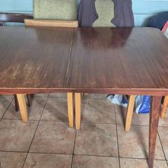 table and chairs