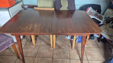 table and chairs