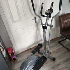 Cross trainer perfect condition