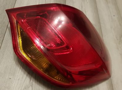 opel astra tail light 1090098