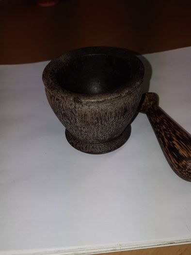 Pestle and mortar palm wood