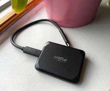 Crucial X9 2TB Portable External SSD Up to 1050MB/s, Works with PlayStation, Xbox, PC and Mac, USB-C 3.2