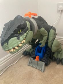 Imaginext Jurassic World Dominion: Mega Stomp & Rumble Giga Dinosaur