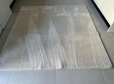 Cream Luxurious Rug