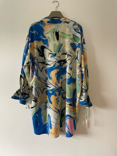 Pieces Oversized blouse shirt size Medium 10 to 12 New with tags