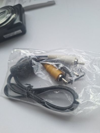 Olympus D-720 Digital Camera Boxed