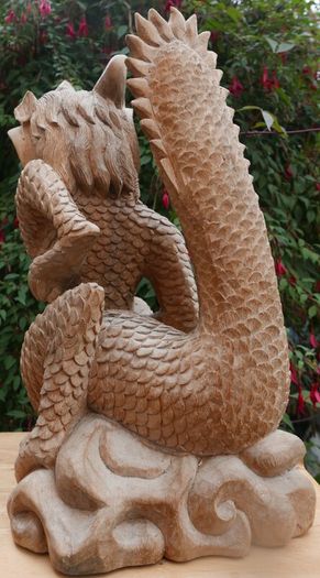 Large Beautifully Hand Carved Wooden Dragon, height 16,5 inches