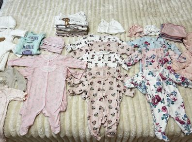 Clothes for twin girls, 0-3 months