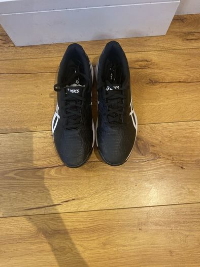 hockey shoes